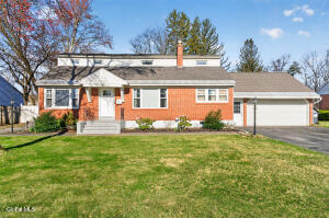 9 Mullen Drive Rotterdam, NY 12306
