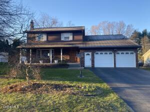 25 Balboa Drive Latham, NY 12110