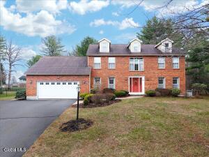 1058 Valerie Drive Schenectady, NY 12309