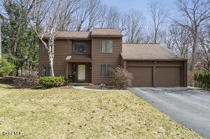 14 W Berkshire Drive Clifton Park, NY 12065