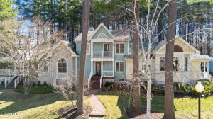 6 Sarazen Street Saratoga Springs, NY 12866