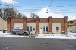 38 Tyler Street Troy, NY 12180