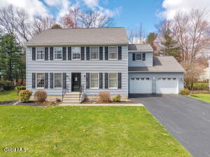 18 Hiawatha Drive Clifton Park, NY 12065
