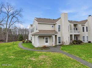 824 Ridge Circle Troy, NY 12182
