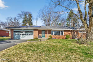 161 Shaker Park Drive Loudonville, NY 12211