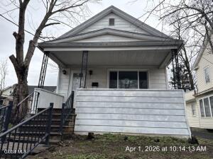 6 Fullerton Street Albany, NY 12209