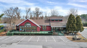 2639 US-9 Malta, NY 12020