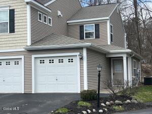 92 Annabelle Place Schenectady, NY 12306