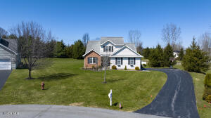 11 Mallard Cove Ballston Lake, NY 12019