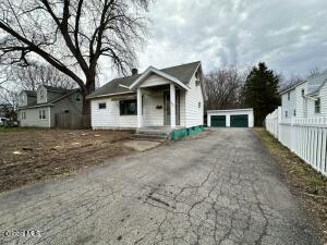 382 Ballston Road Glenville, NY 12302