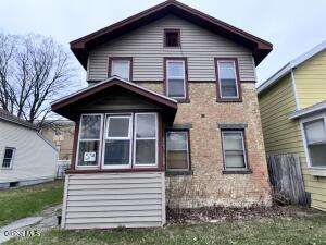 579 6th Avenue Troy, NY 12182