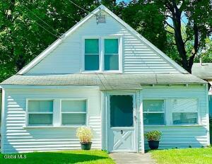 9 Kellogg Avenue Colonie, NY 12304