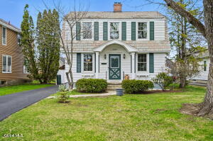 14 Kelton Court Albany, NY 12209