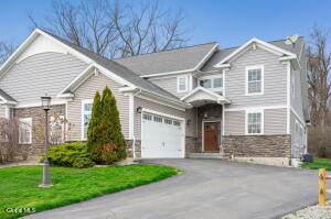 2 Vista Court Clifton Park, NY 12065