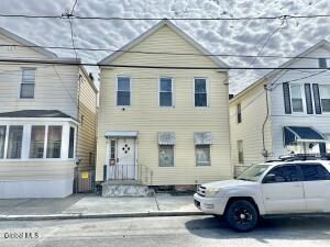 37 High Street Green Island, NY 12183