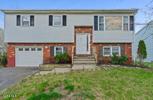 35 Start Avenue East Greenbush, NY 12144