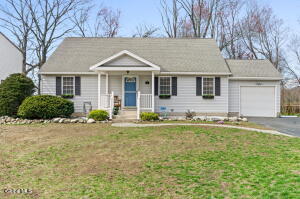 61 Jefferson Road Glenmont, NY 12077