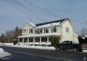 17 Main Street Ballston, NY 12019