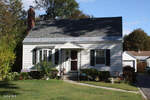 35 Pine Street Scotia, NY 12302
