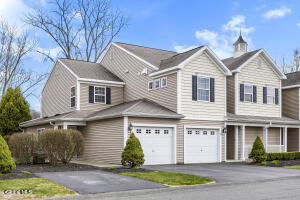 51 Governor Circle Albany, NY 12208