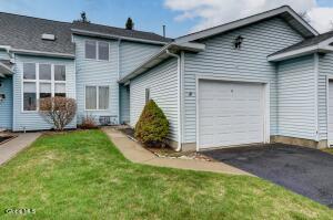 12 White Rock Circle Albany, NY 12205