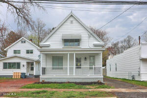 1031 Helderberg Avenue Schenectady, NY 12306