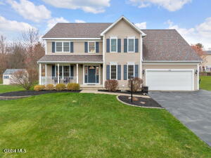 632 Maple Lane Schenectady, NY 12309