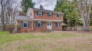 38 Hamilton Street Guilderland, NY 12084