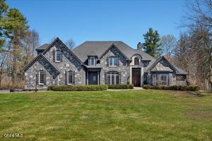 5 Old English Road Slingerlands, NY 12159