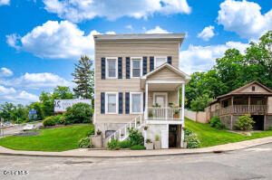 11 Elm Street Troy, NY 12180