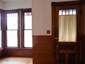 8 5th Avenue Saratoga Springs, NY 12866