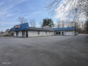 2015 Hamburg Street Schenectady, NY 12304