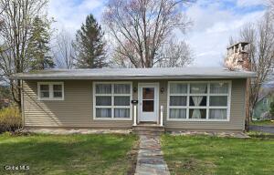 105 E 6th Avenue Johnstown, NY 12095