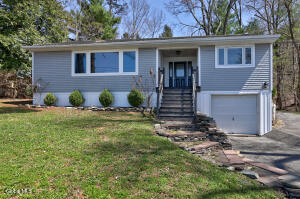 1142 Nys Rt 9P Saratoga, NY 12866