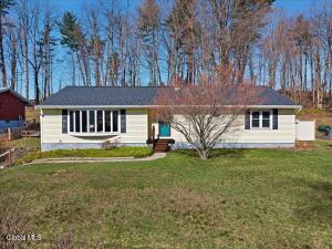 16 Denison Road Niskayuna, NY 12309