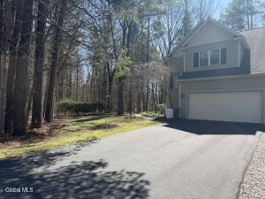 3 Donegal Way Saratoga Springs, NY 12866