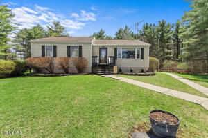 131 Toback Road Esperance, NY 12066