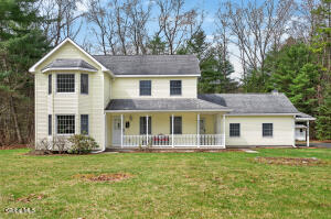 26 Sugar Pine Road Queensbury, NY 12804