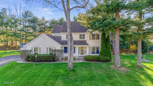 8015 Gregory Lane Schenectady, NY 12303