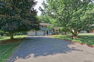 34 Guilder Place Ballston Lake, NY 12019