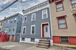 274 Livingston Avenue Albany, NY 12210