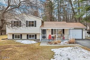 63 Rainbow Trail Queensbury, NY 12804