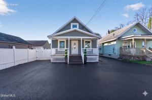 2618 Hendricks Street Schenectady, NY 12306