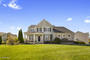 43 Chester Drive Halfmoon, NY 12188