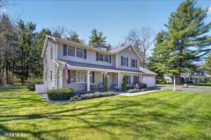 16 Muriel Lane Schaghticoke, NY 12154