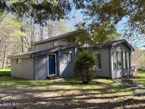 149 Peck Road Windham, NY 12496