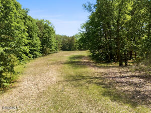 25 McDermott Road Mechanicville, NY 12118