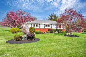 2 Dusenberry Road Troy, NY 12182