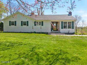 377 Pangburn Road Schenectady, NY 12306