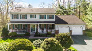 4 Ridge Lane Ballston Lake, NY 12019